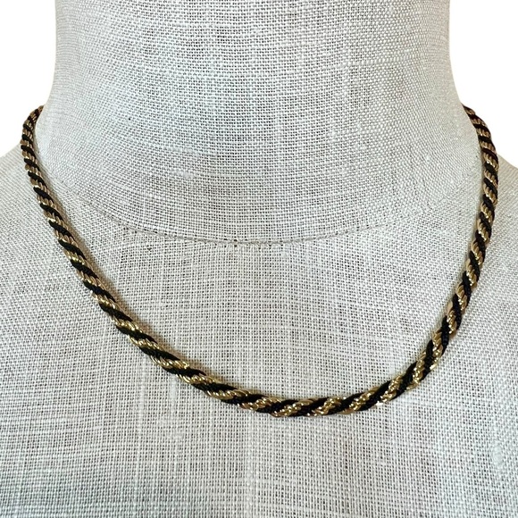 Vintage Trifari Gold Plated & Black Twisted Tope Chain Necklace - Picture 5 of 6
